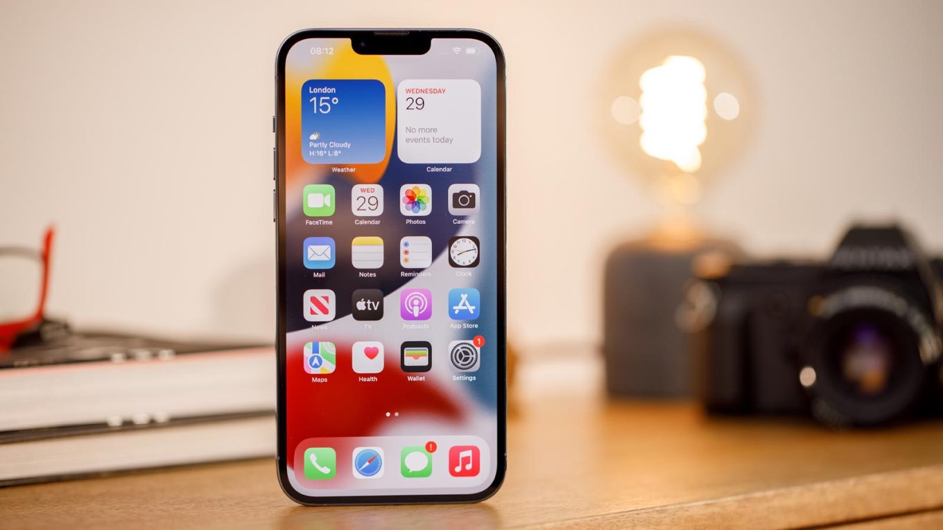 iPhone 13 Pro Max Review: The Battery Beast - Tech Advisor