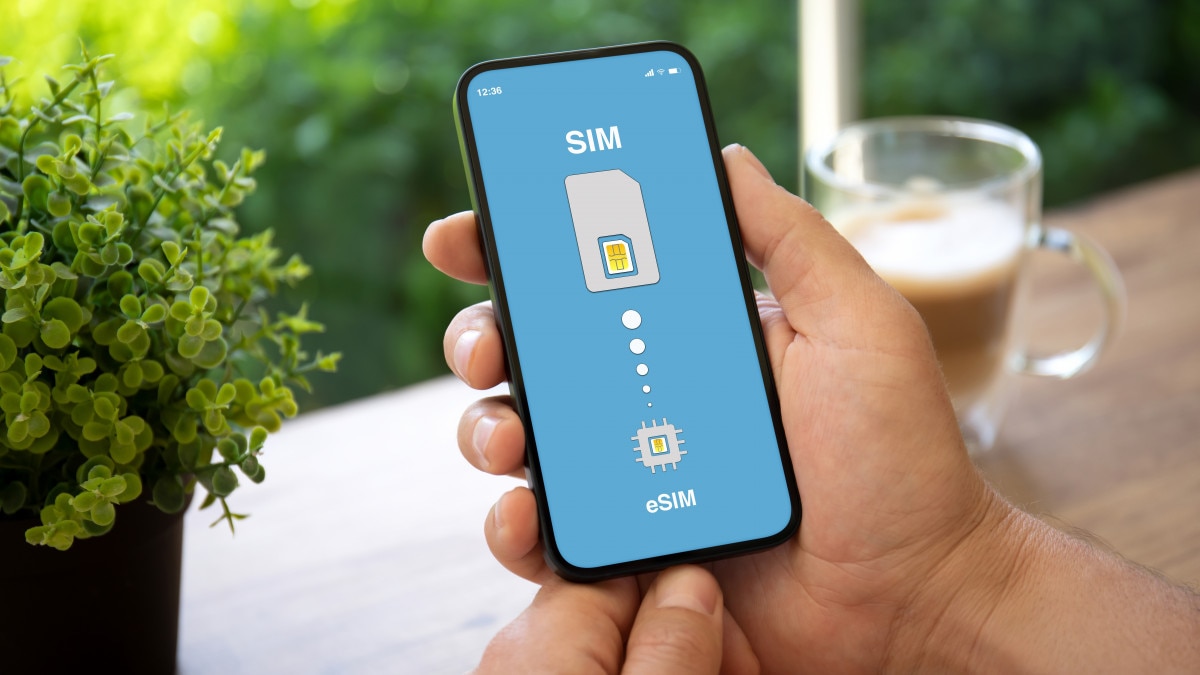 Fastweb modifies the list of smartphones compatible with eSIMs