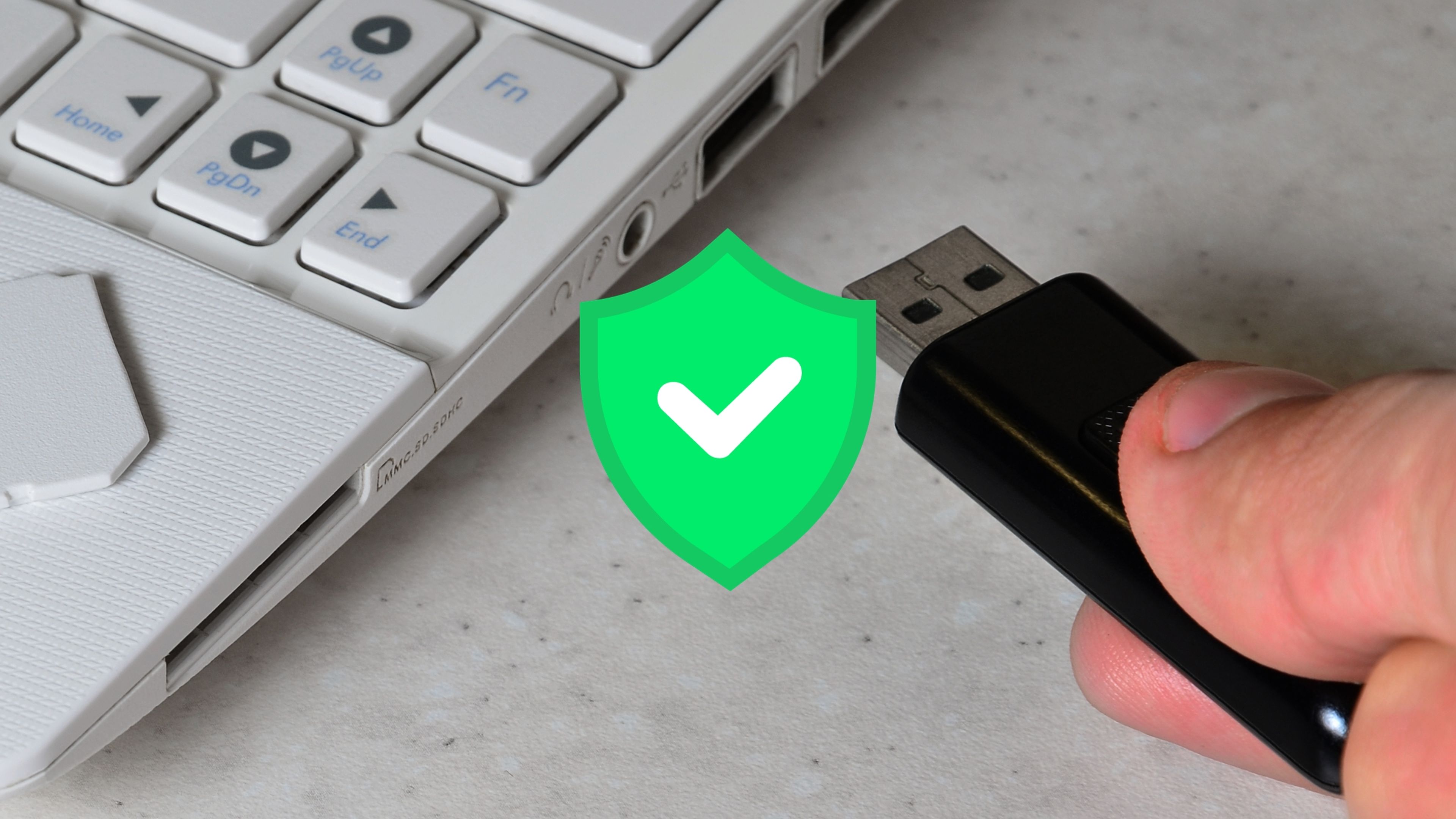 How to turn an old USB memory into a security lock or key for your laptop