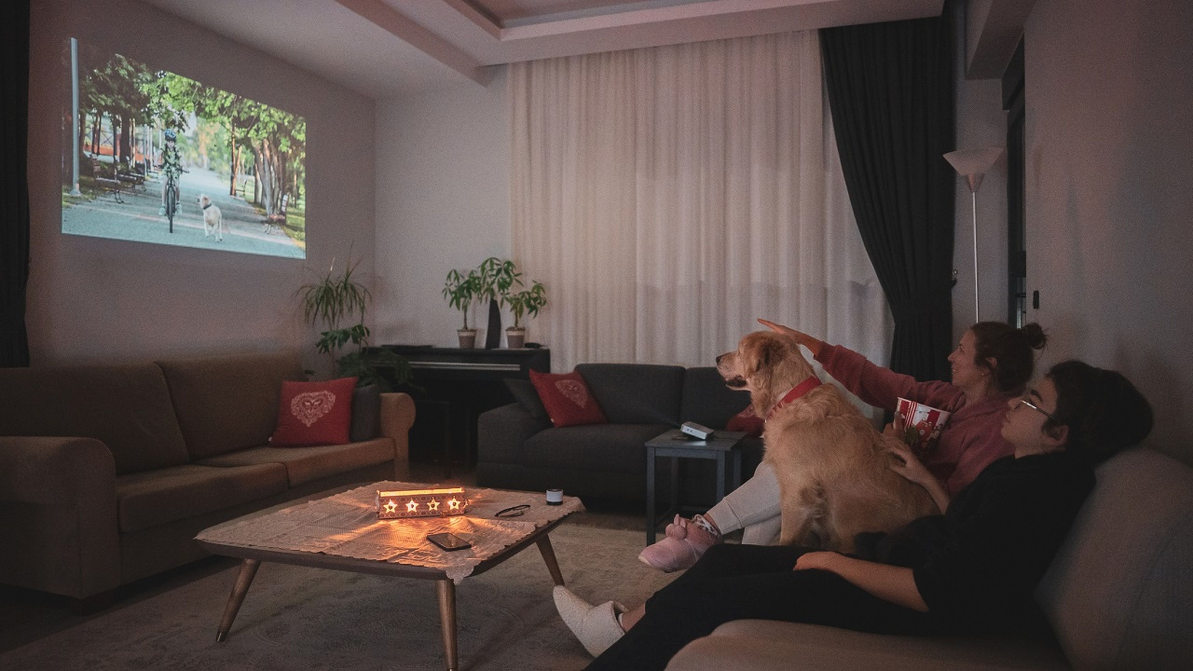 Projectors: these are the 5 things you should take into account before installing a “cinema” at home